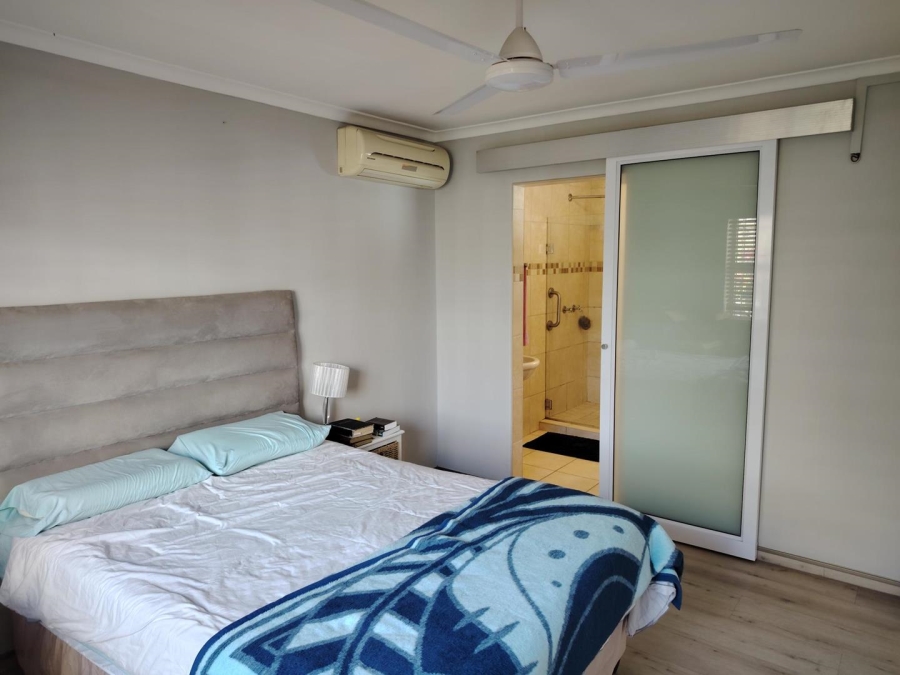 To Let 2 Bedroom Property for Rent in Protea Heights Western Cape